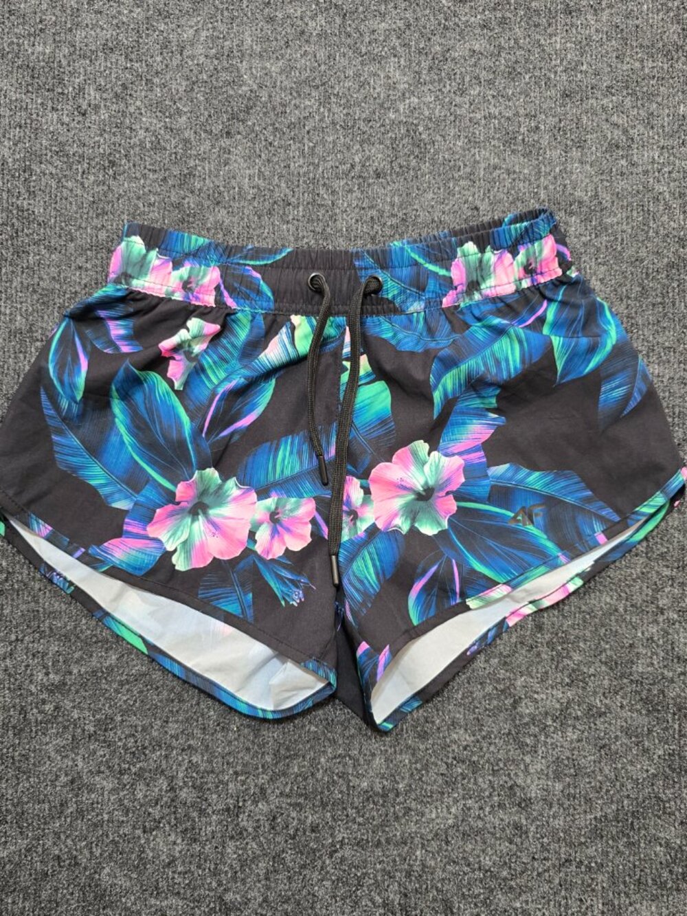 4F Women’s Running Shorts Size Small Tropical Floral Print Lightweight Drawstrin